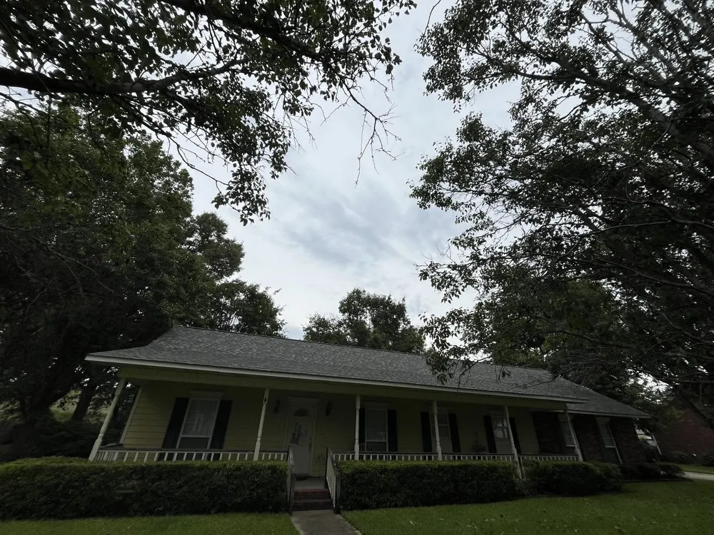 Top-rated yard maintenance experts serving Natchez, MS - Pat's Lawn Care & Landscaping