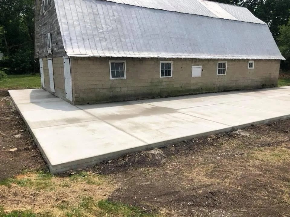 Professional outdoor landscaping in Danville, IL - Patten Earthmoving