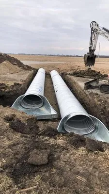 Patten Earthmoving Logo