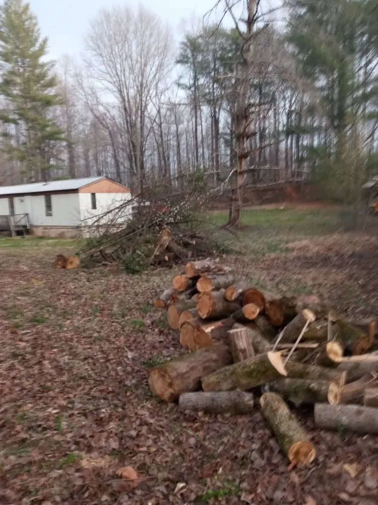 Affordable lawn mowing service in Dahlonega, GA - Patterson Grading &Landscaping