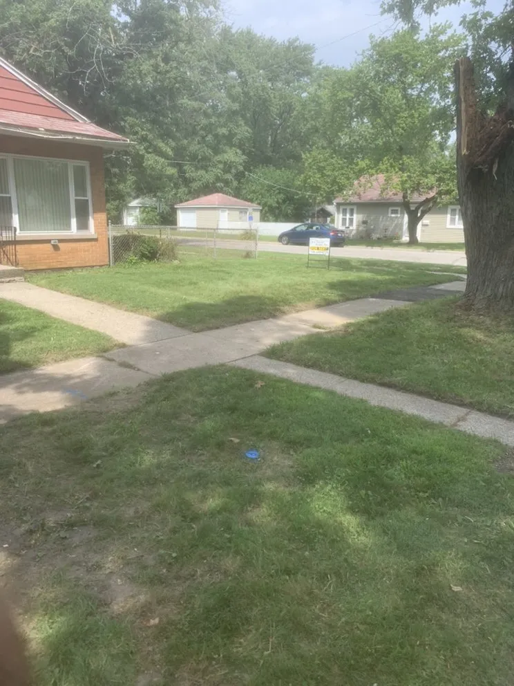 Local landscaping services in Country Club Hills, IL - Patton’s Lawn Care