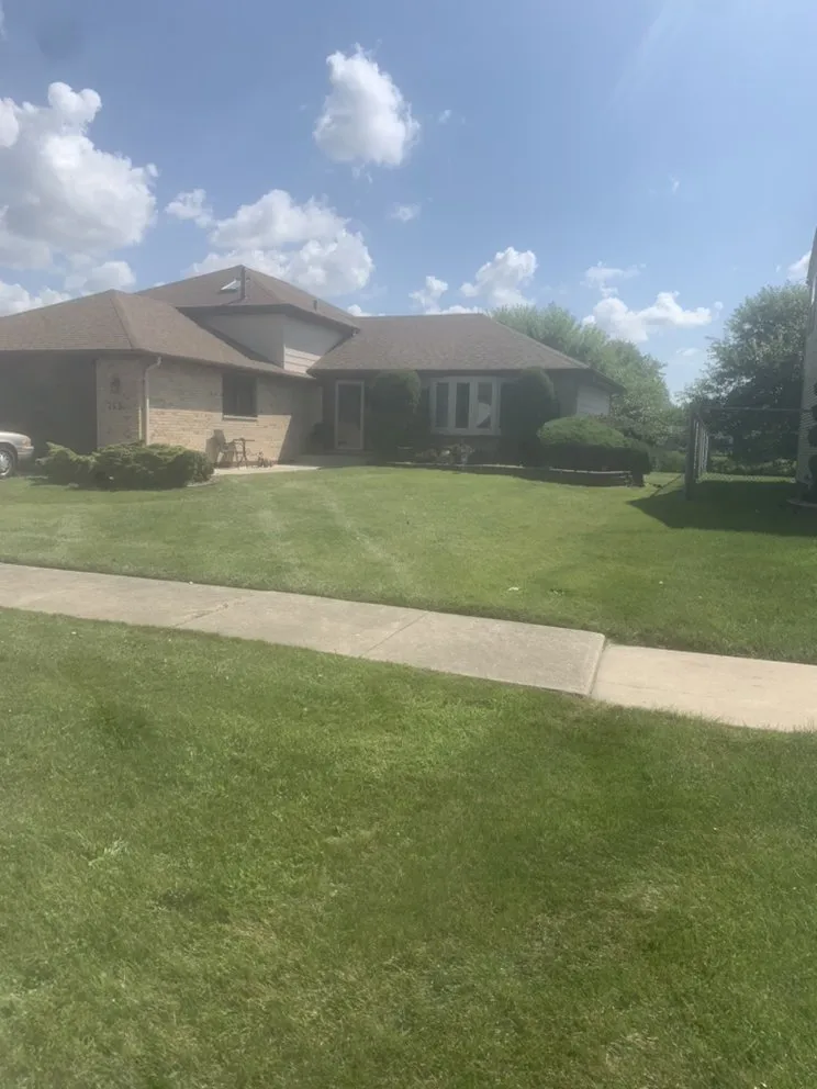 Local garden landscaping in Country Club Hills, IL by Patton’s Lawn Care