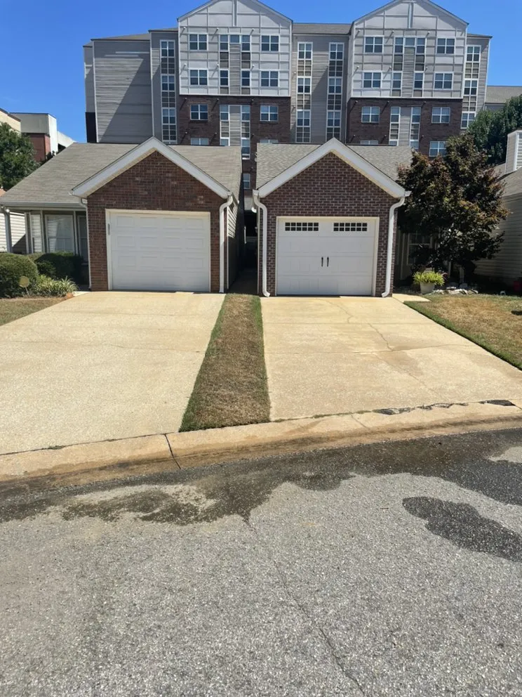 Top-rated yard cleanup service in Tuscaloosa, AL by Pattons Pressure Washing and Landscaping