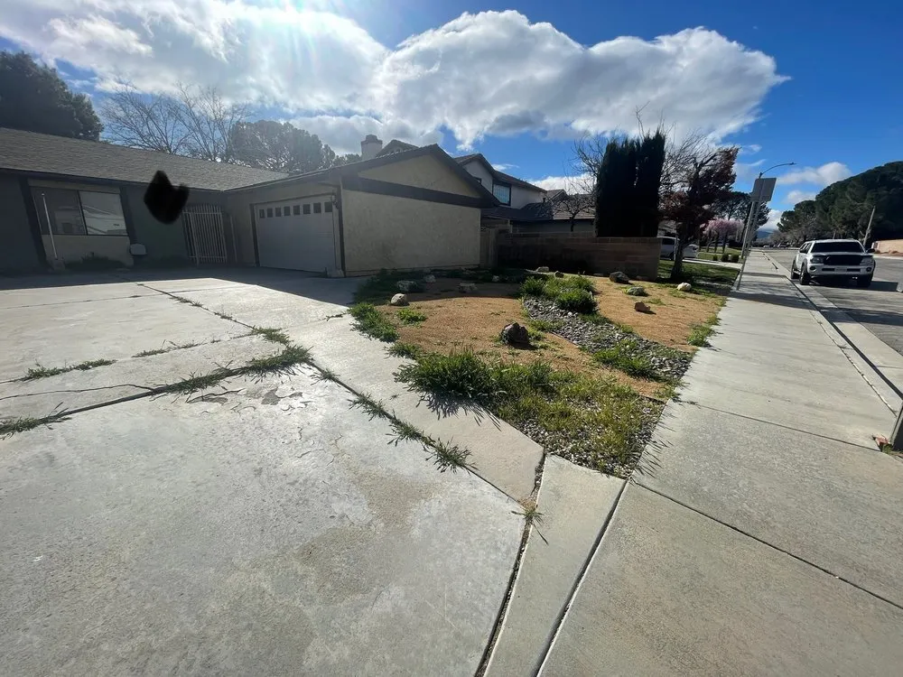 Reliable lawn mowing service near you across Lancaster, CA - Patty's landscaping