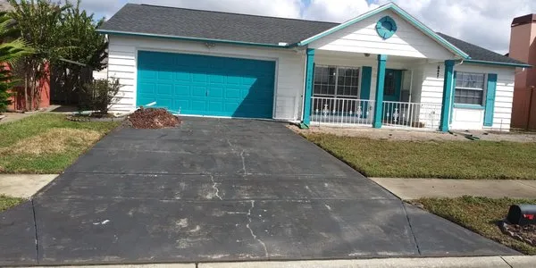 Paul lawn cuts and more Logo