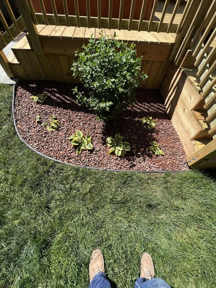 Affordable yard cleanup service in Burlington, WI by Paul Swartz Nursery