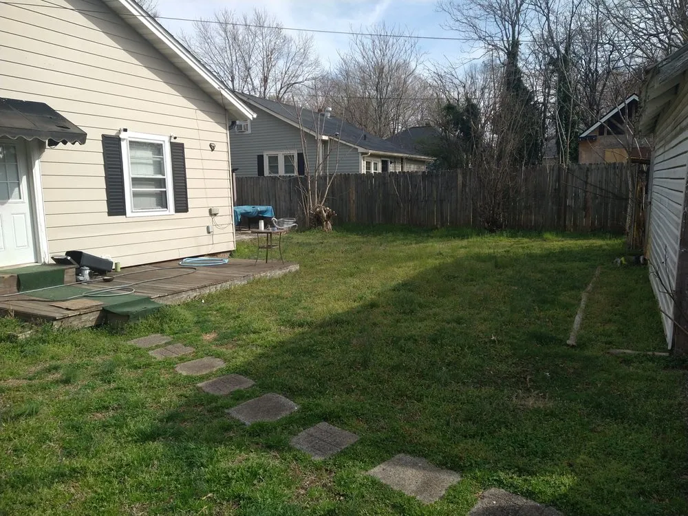 Professional garden landscaping experts serving Green Level, NC - Pauls And Frogs Landscaping