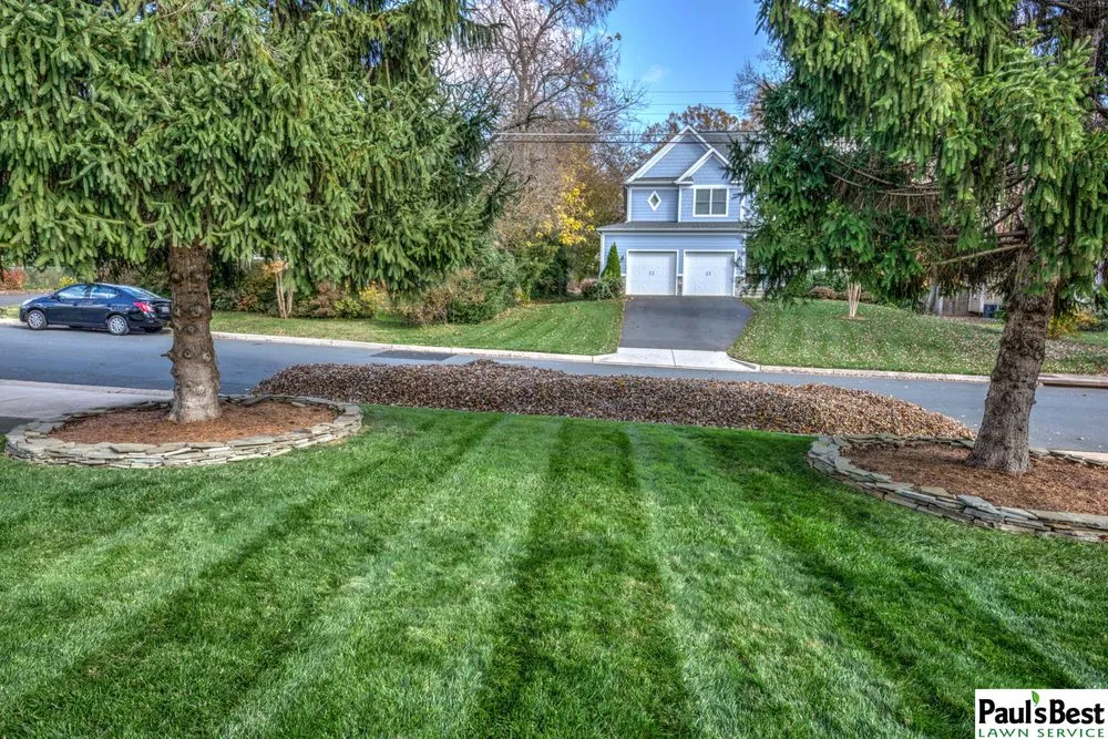 Custom landscaping services experts serving Falls Church, VA - Paul's Best Lawn Service