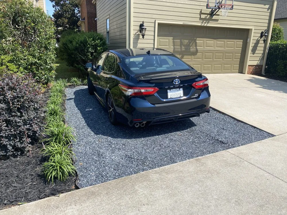 Affordable yard cleanup service experts serving Greenville, SC - Paul's Garden Service