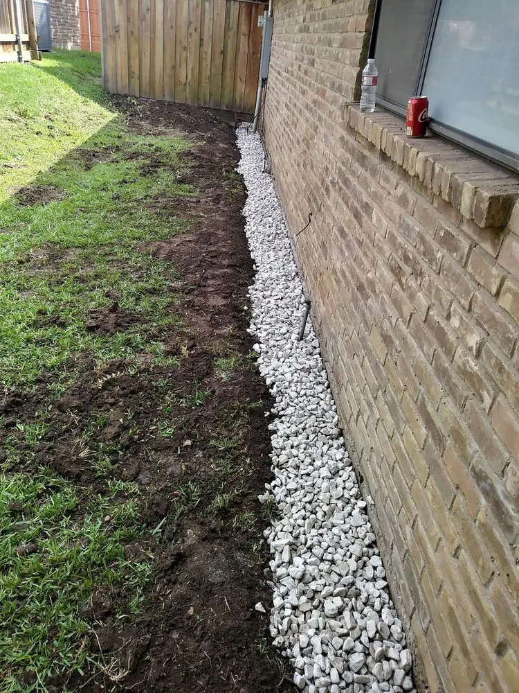 Reliable yard maintenance in Dallas, TX - Paul's Landscape Service