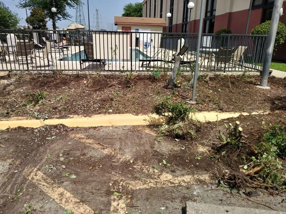 Reliable landscaping services for homes across Dallas, TX - Paul's Landscape Service