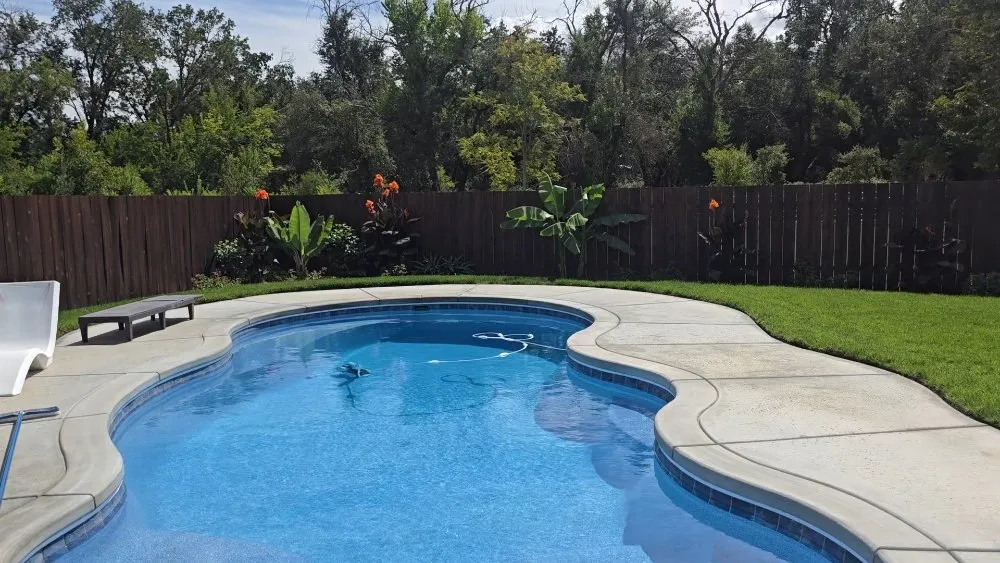 Professional garden landscaping in Redding, CA by Paul's Landscapes