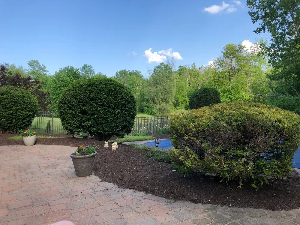 Affordable garden landscaping experts serving Webster, NY - Paul's Landscaping of NY