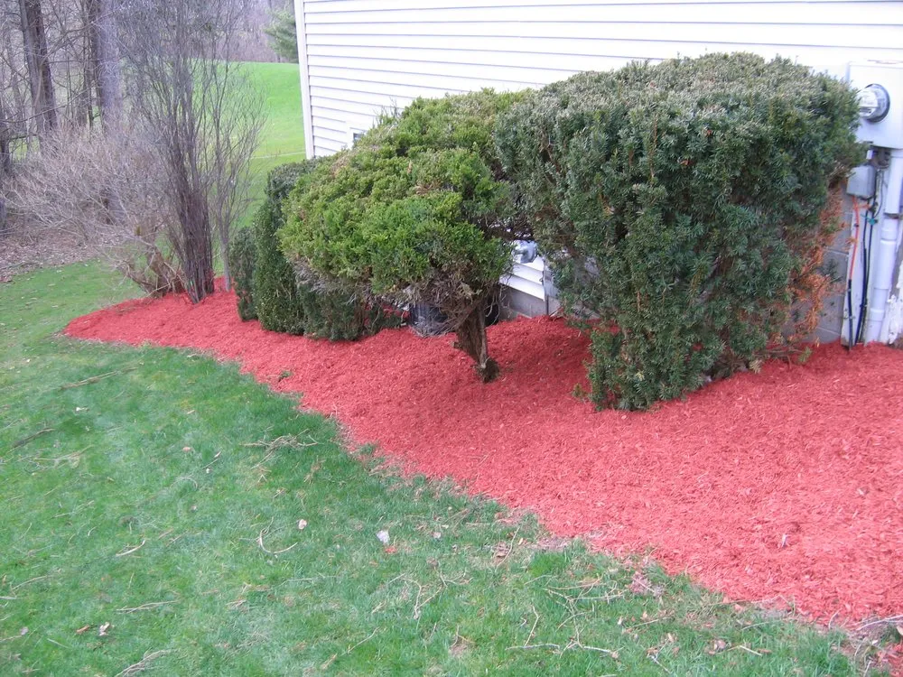 Custom garden landscaping in Webster, NY by Paul's Landscaping of NY