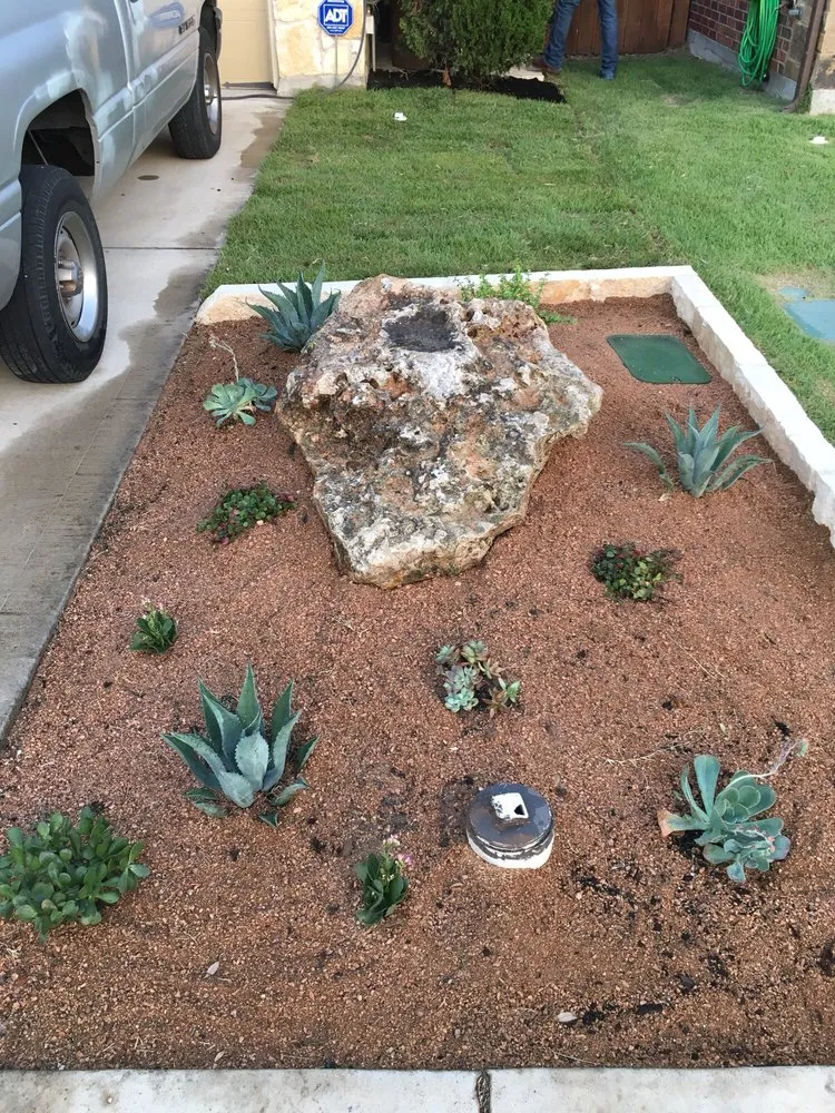 Custom outdoor landscaping experts serving Leander, TX - Paul's Lawn & Landscape