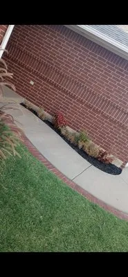 Paul's Lawn and Tree Service Logo