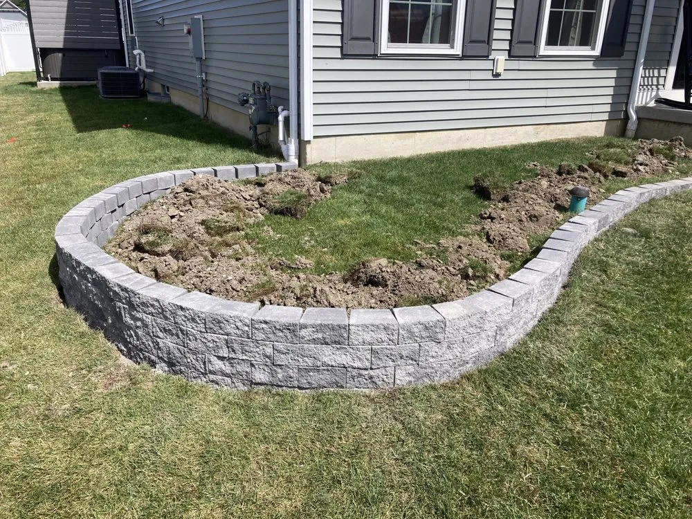 Reliable lawn care service experts serving West Seneca, NY - Paul's Lawn Care