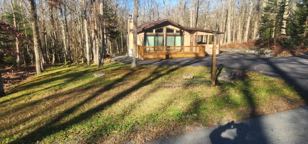 Reliable yard maintenance for beautiful yards in Milford, PA by Pauls LawnCare & Excavation