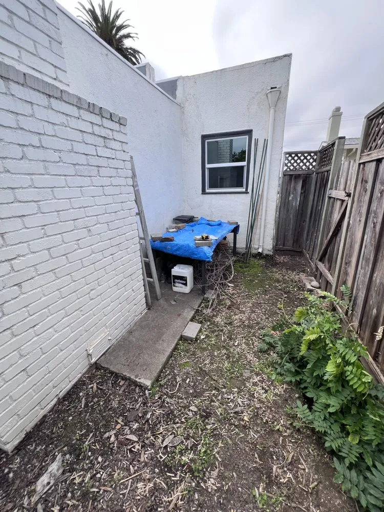 Expert yard maintenance experts serving Oakland, CA - Paul's Sunshine Landscaping