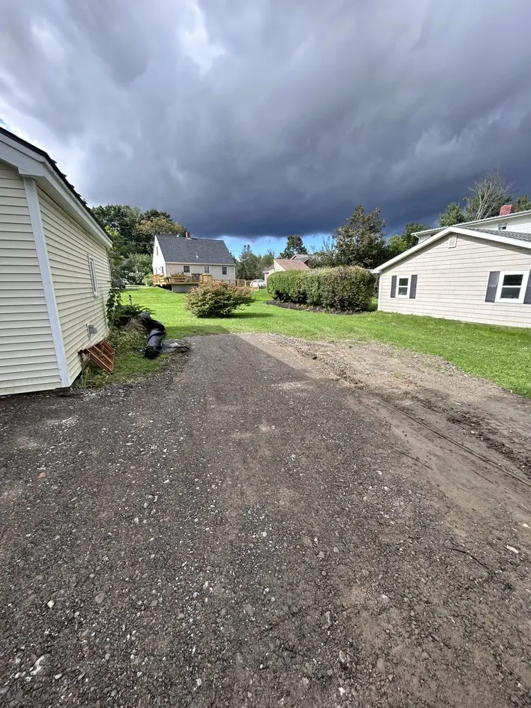 Top-rated landscape design in Newburgh, ME by Pave It