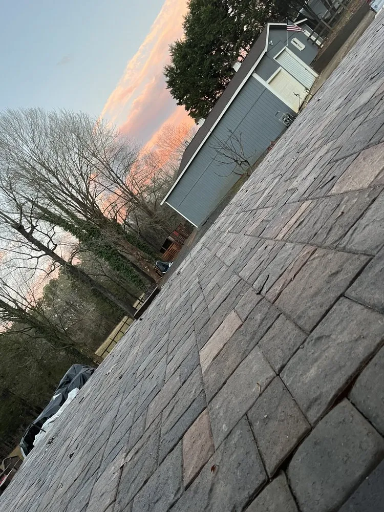 Reliable lawn care service experts serving Rock Hill, SC - Paveressonce