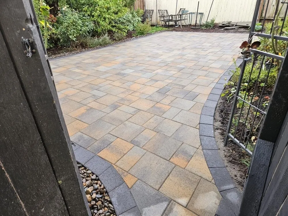 Professional garden landscaping in St. Helens, OR - Pavers Arts