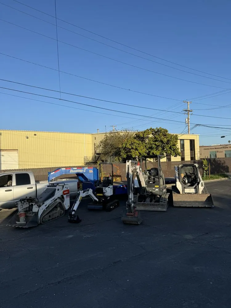 Top-rated lawn care service experts serving Richmond, CA - Pavers By The Bay