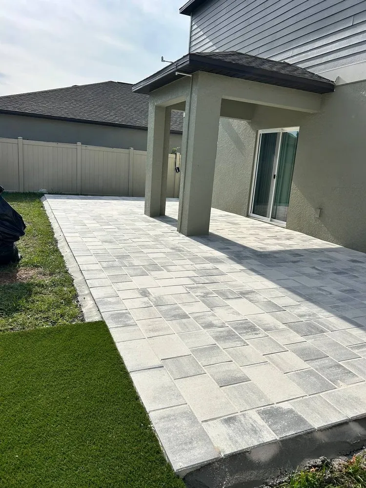 Local garden landscaping in Tampa, FL - Pavers Style Design