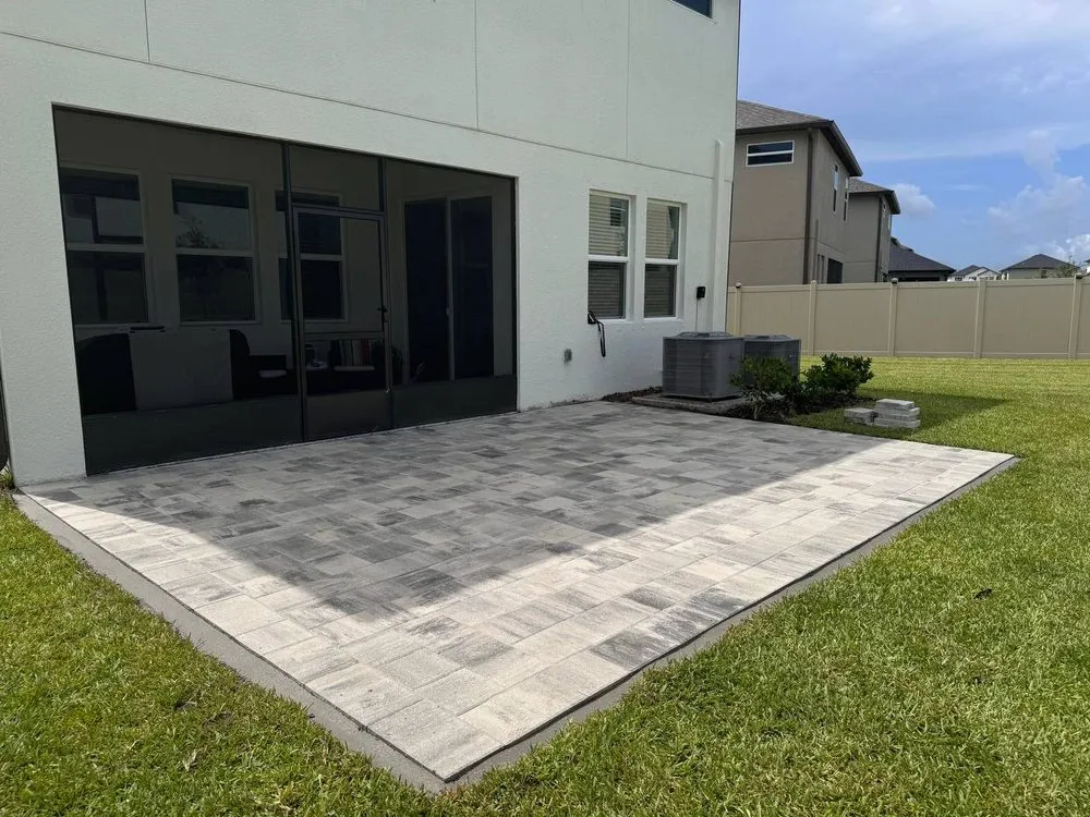 Custom lawn mowing service in Tampa, FL - Pavers Style Design