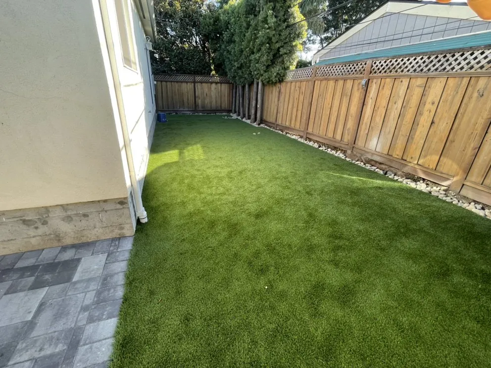Professional lawn mowing service experts serving San Mateo, CA - PaverScaping