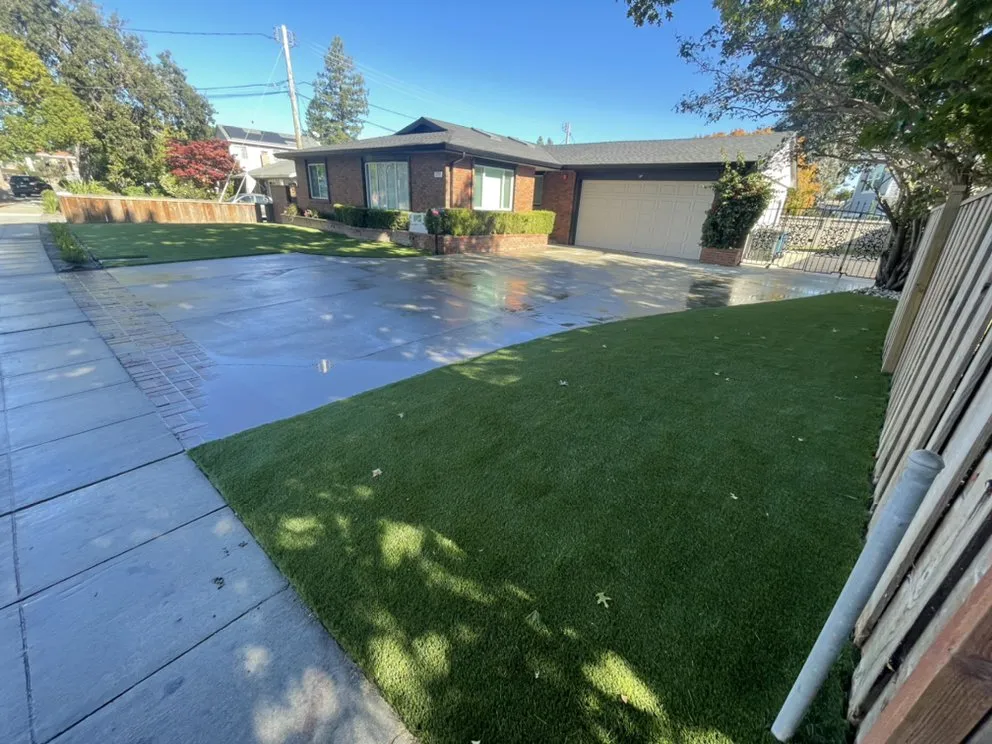 Reliable lawn care service in San Mateo, CA - PaverScaping