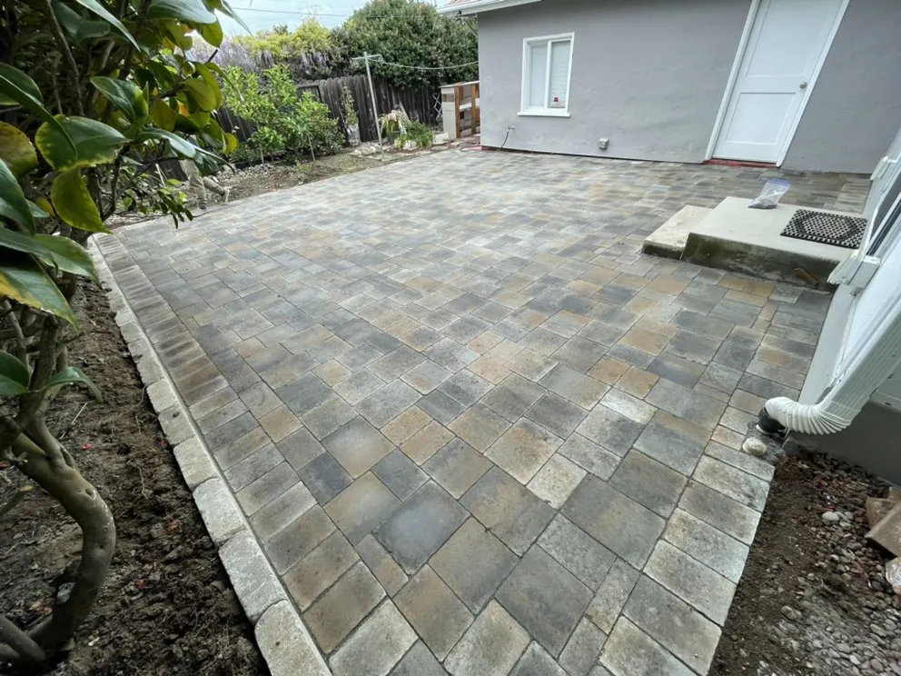 Top-rated lawn mowing service for beautiful yards across San Mateo, CA - PaverScaping