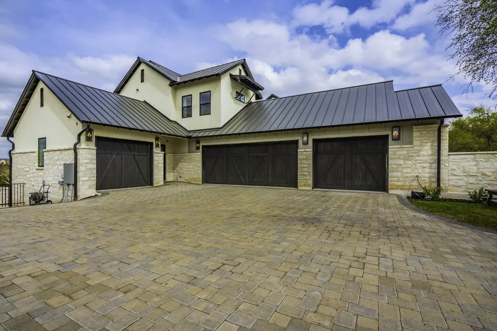 Custom lawn care service for outdoor upgrades across Austin, TX - Pavescape