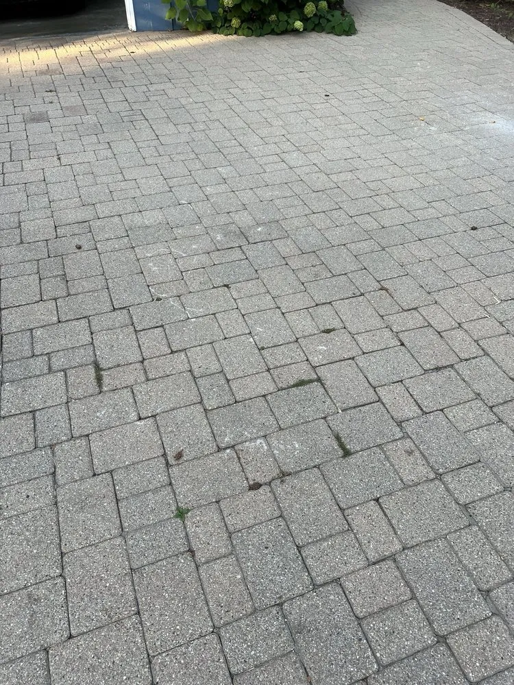 Reliable lawn mowing service in Des Plaines, IL - Pavestone Brick Paving