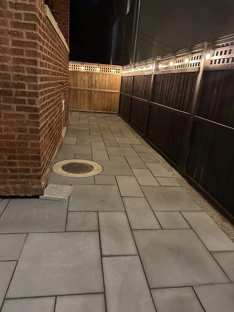 Trusted garden landscaping for homes across Des Plaines, IL - Pavestone Brick Paving