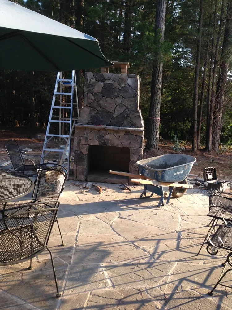 Affordable lawn mowing service experts serving Chapel Hill, NC - Paving Pros