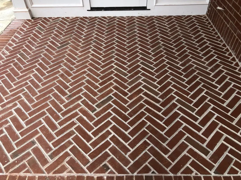 Custom residential landscaping experts serving Chapel Hill, NC - Paving Pros