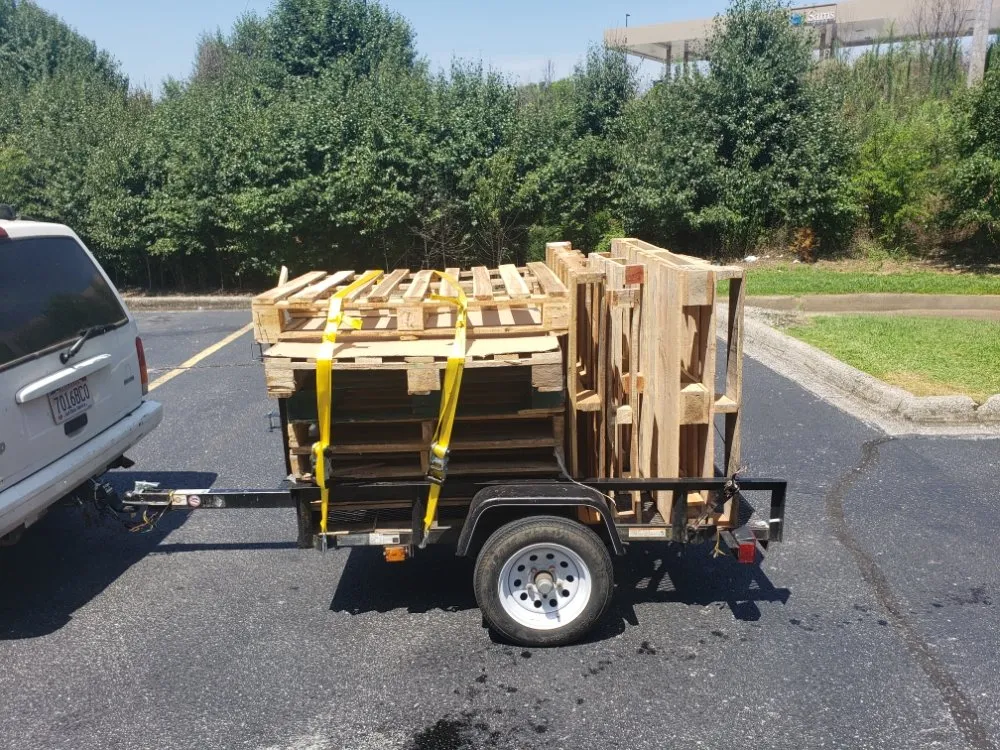 Top-rated yard cleanup service with custom design across Sheffield, AL - Paws Lawncare Service