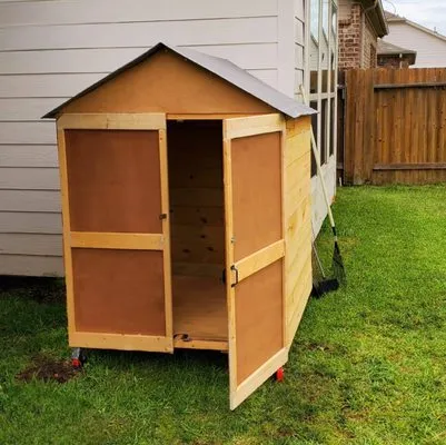 Payam's Handy Man and Electrician Logo