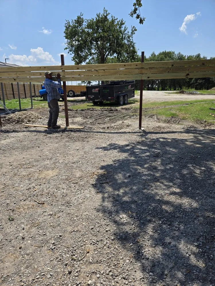 Top-rated yard maintenance in Madisonville, TX by Payan Lawn Services