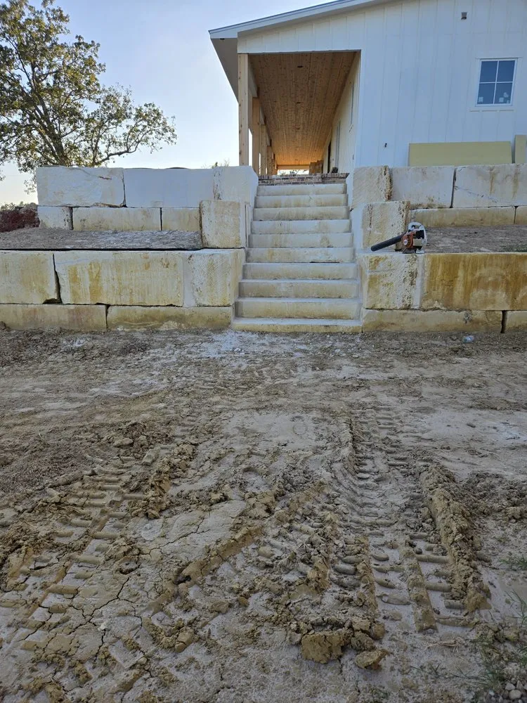 Local yard maintenance in Madisonville, TX - Payan Lawn Services