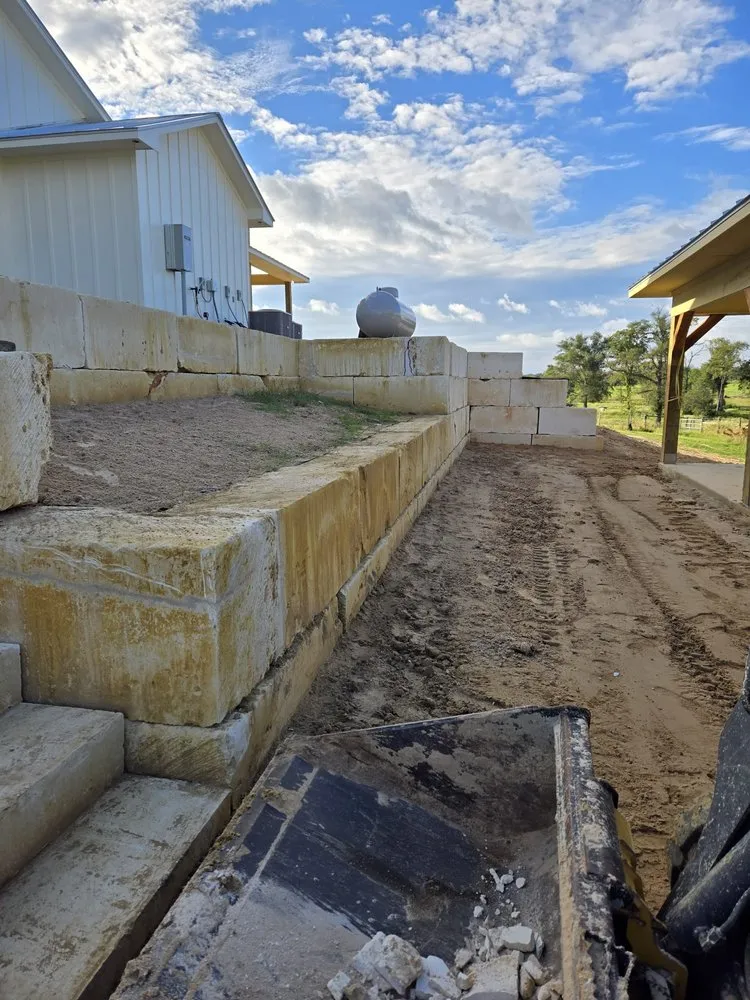 Affordable landscaping services experts serving Madisonville, TX - Payan Lawn Services