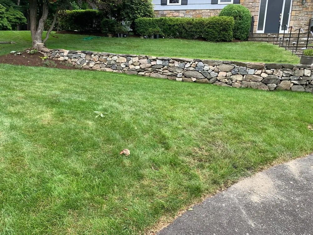 Reliable landscape design experts serving Stamford, CT - Payes Landscaping And Service