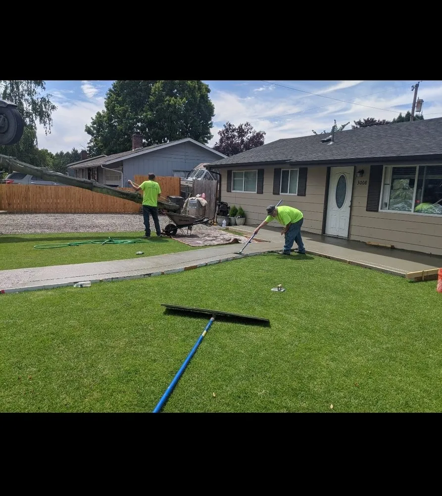 Custom landscape installation in Vancouver, WA by Payneless Installs