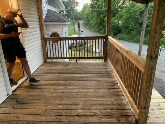 Paynes Lawn Care Logo