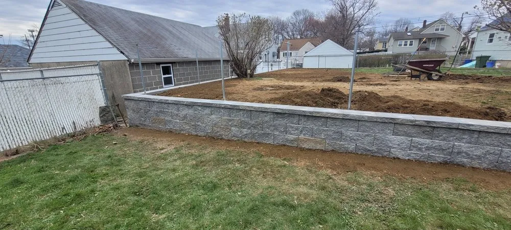 Top-rated yard maintenance in Langhorne, PA by Paz Landscaping & Service