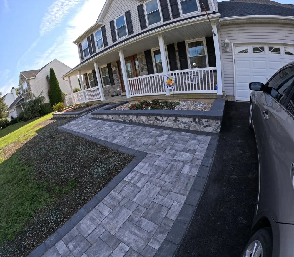 Custom garden landscaping in Langhorne, PA - Paz Landscaping & Service