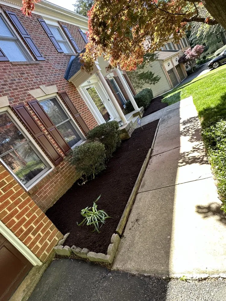 Affordable lawn care service in Germantown, MD - Paz Landscaping