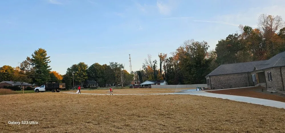 Top-rated yard cleanup service for year-round maintenance in Clemmons, NC by Pazcual Lugo