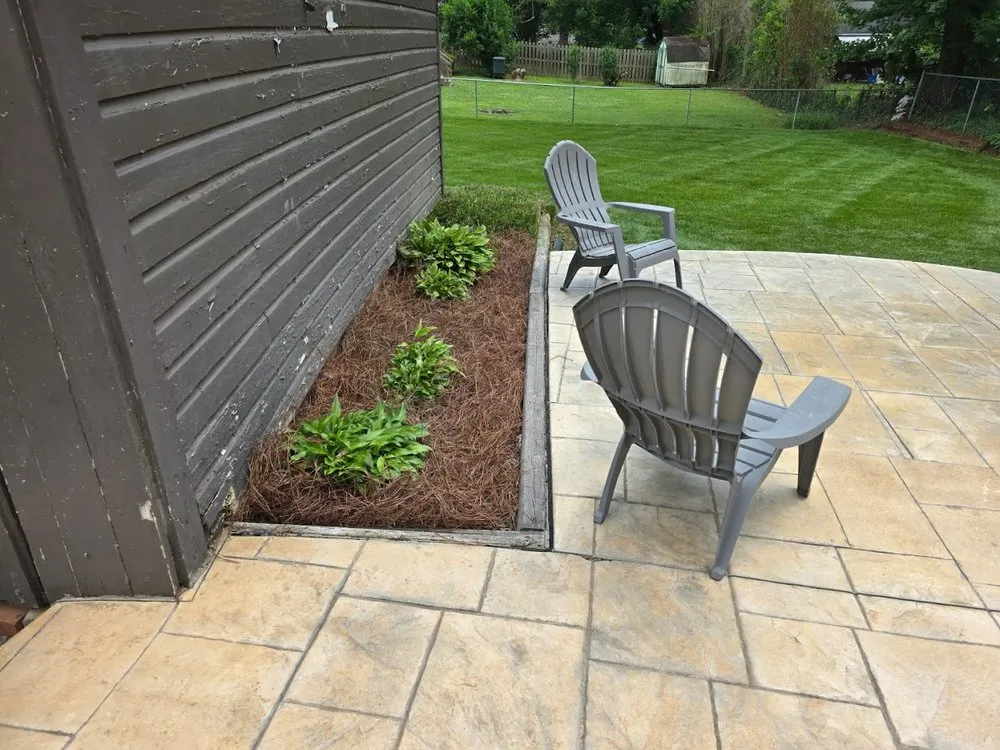 Top-rated lawn care service experts serving Clemmons, NC - Pazcual Lugo